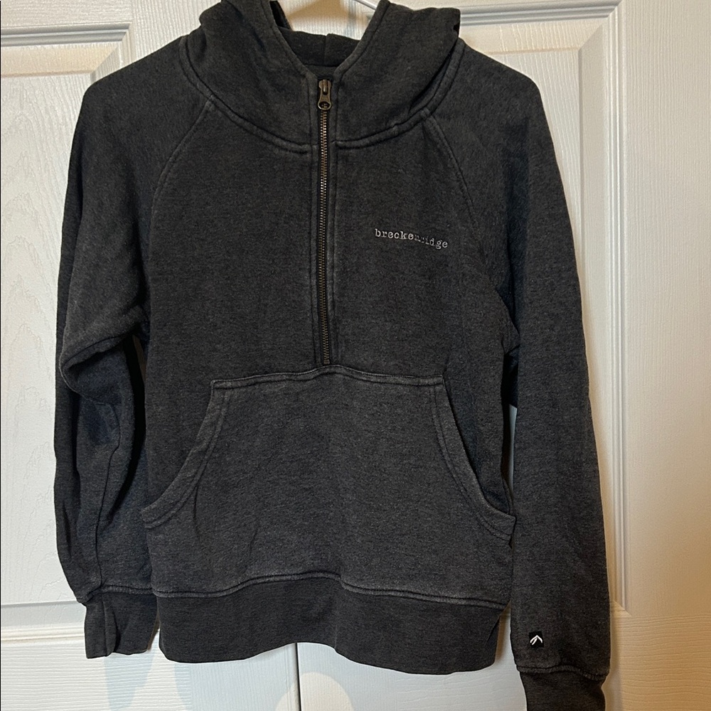EUC, Outfitter Trading Co, womens, 1/2 zip kangaroo pocket “Breckenridge“ hoodie